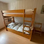 Plain-pied Avec Jardin Clôturé Et Wifi, Proche - Fr-1-22-396
