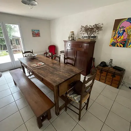 Hébergement de vacances Plain-pied Avec Jardin Clôturé Et Wifi, Proche - Fr-1-22-396 La Tranche-sur-Mer