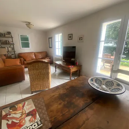 Plain-pied Avec Jardin Cloture Et Wifi, Proche - Fr-1-22-396 Prázdninový dům