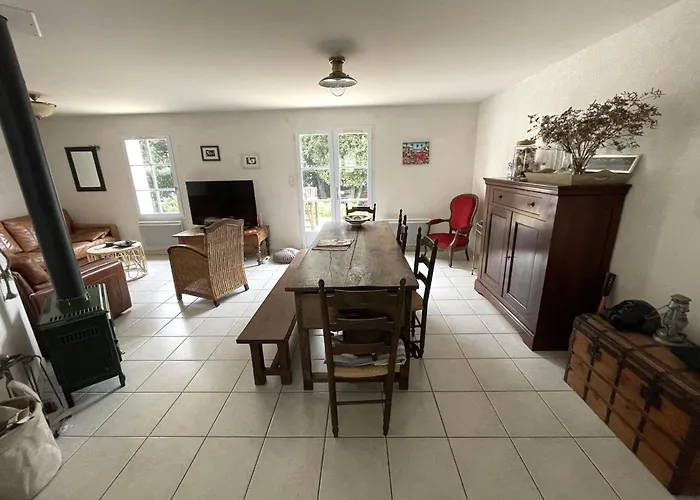 Plain-pied Avec Jardin Clôturé Et Wifi, Proche - Fr-1-22-396 La Tranche-sur-Mer