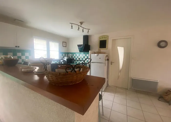 Hébergement de vacances Plain-pied Avec Jardin Clôturé Et Wifi, Proche - Fr-1-22-396 *